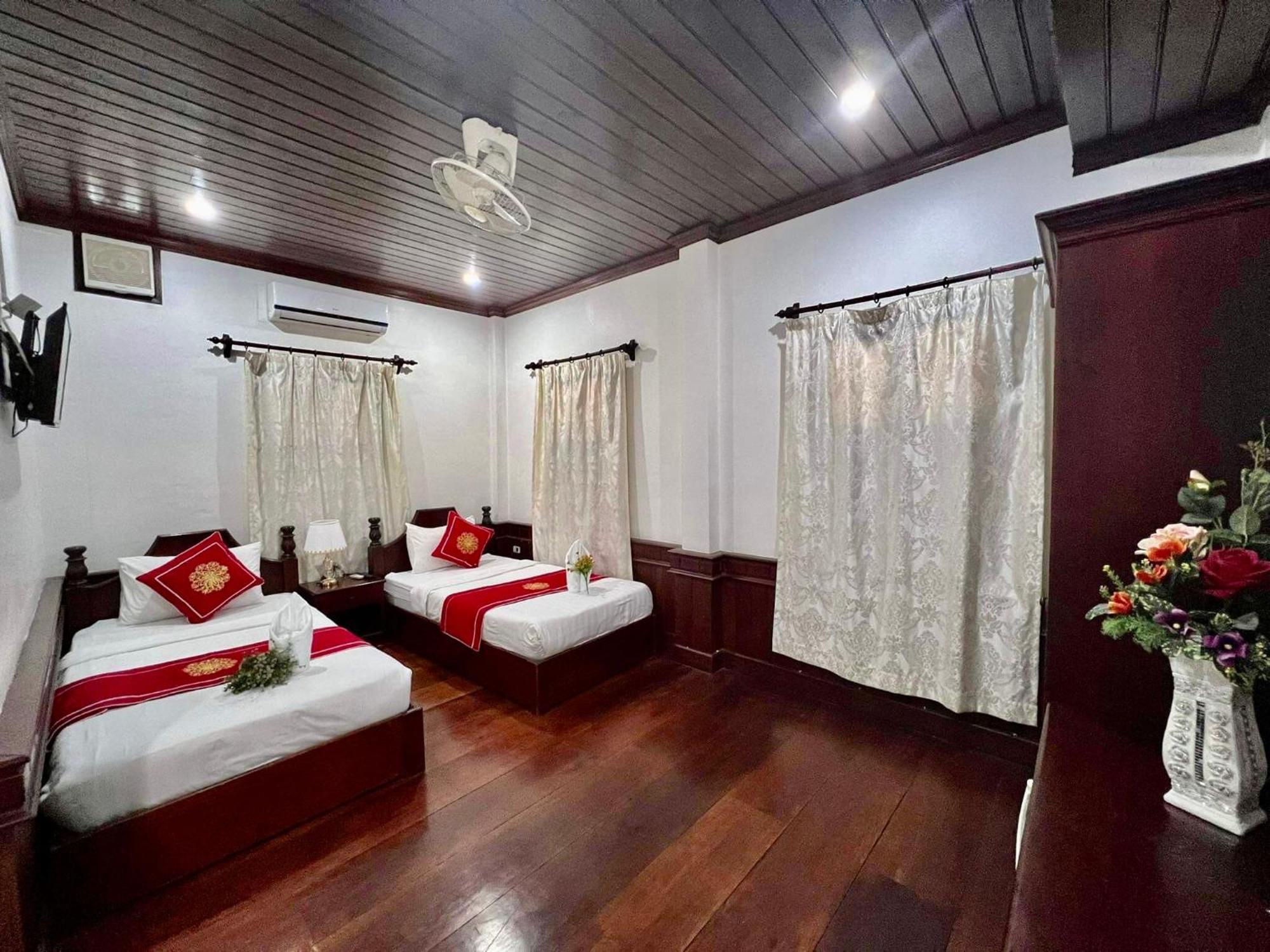 Villa Vieng Sa Vanh Hotel Luang Prabang Exterior foto